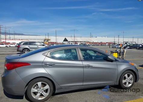2013 Hyundai Elantra Gls из США, поврежденный, VIN 5NPDH4AE1DH364349